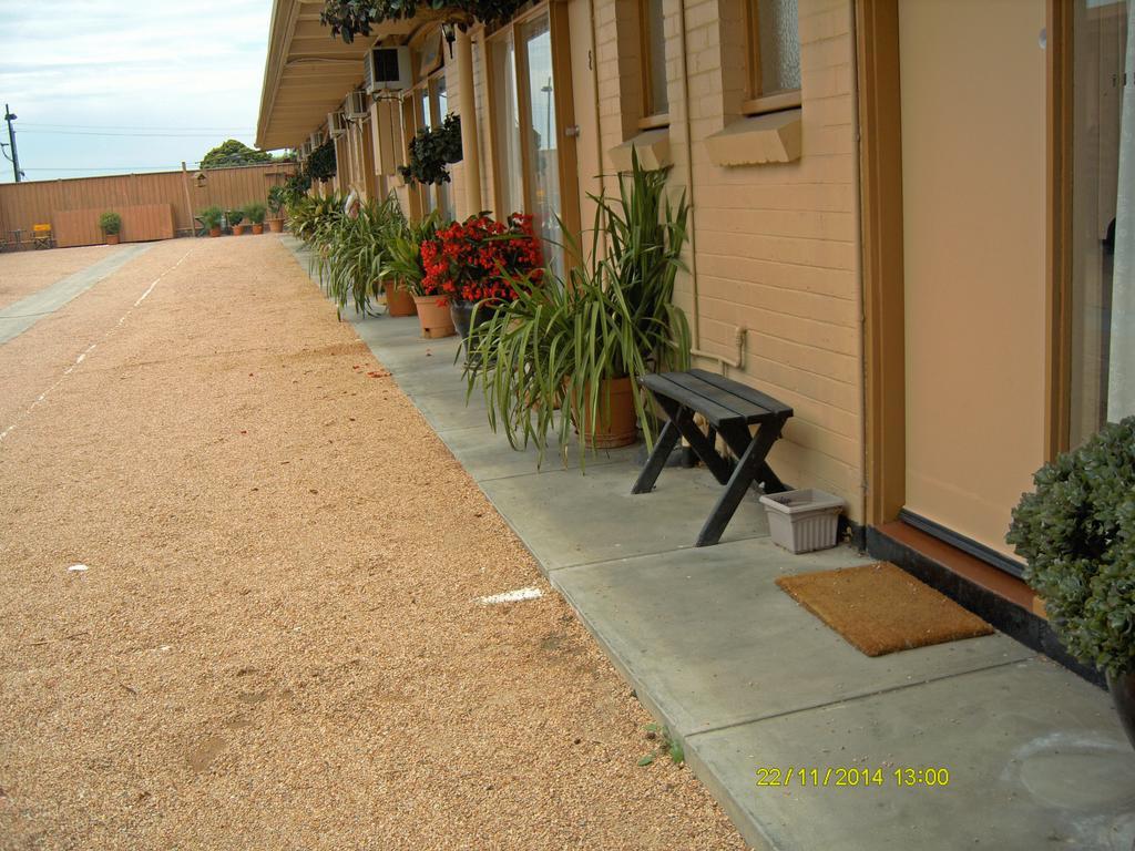 Travellers Rest Motel Bairnsdale Exterior foto
